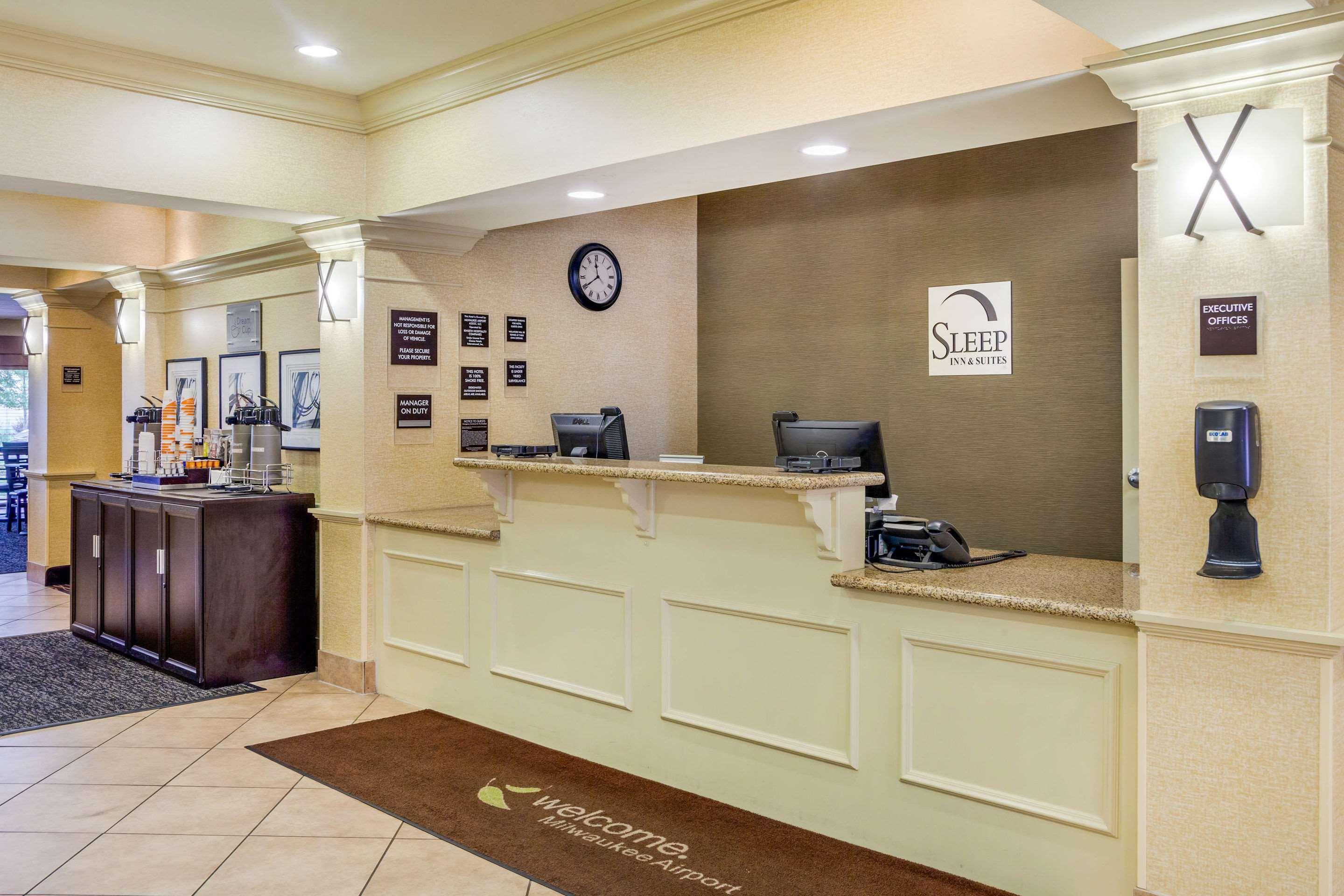 Sleep Inn & Suites Airport Milwaukee Exterior foto